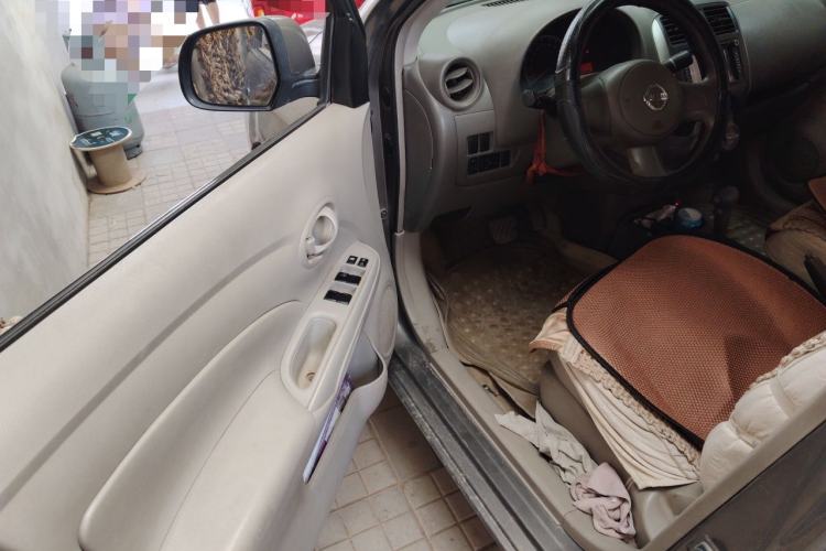Used Nissan Sunny 2011 1.5XE CVT Comfort Edition Driver Seat