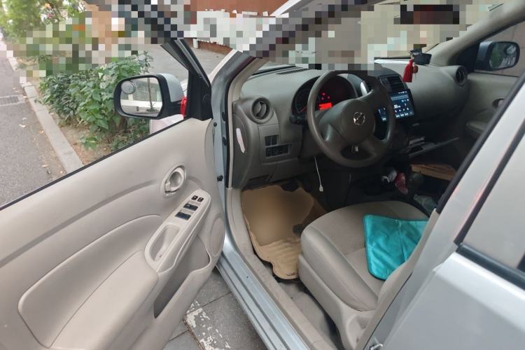 Used Nissan Sunny 2011 1.5XE CVT Comfort Edition Driver Seat