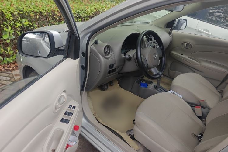 Used Nissan Sunny 2011 1.5XE CVT Comfort Edition Driver Seat
