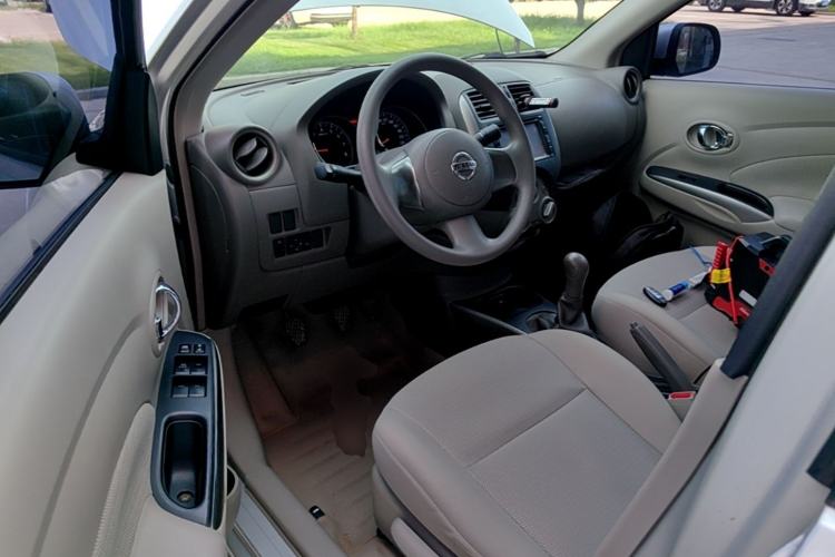 Used Nissan Sunny 2011 1.5XL Manual Deluxe Edition Driver Seat