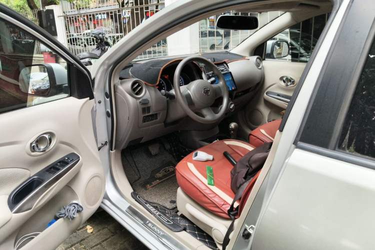 Used Nissan Sunny 2011 1.5XL CVT Luxury Edition Driver Seat