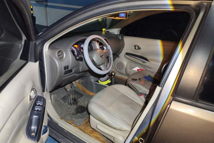 Used Nissan Sunny 2011 1.5XL CVT Luxury Edition Driver Seat