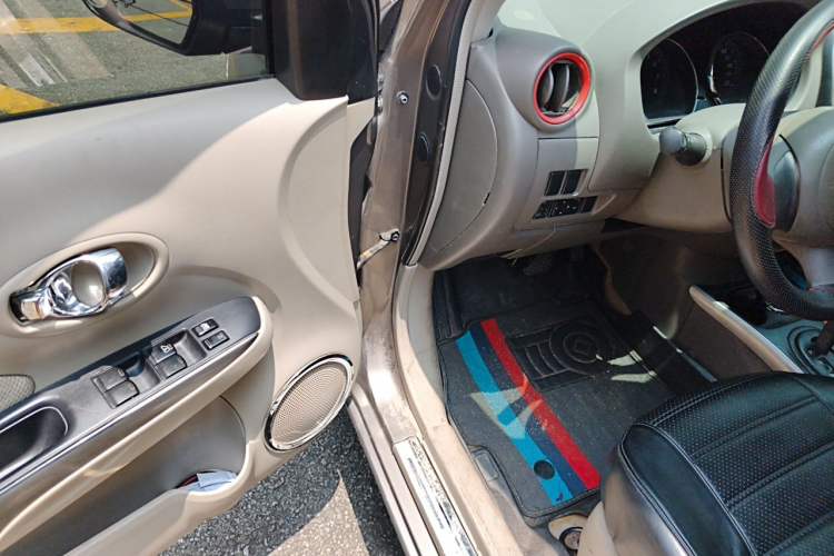 Used Nissan Sunny 2011 1.5XL CVT Luxury Edition Driver Seat