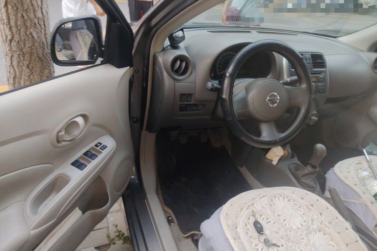 Used Nissan Sunny 2011 1.5XE Manual Comfort Edition Driver Seat