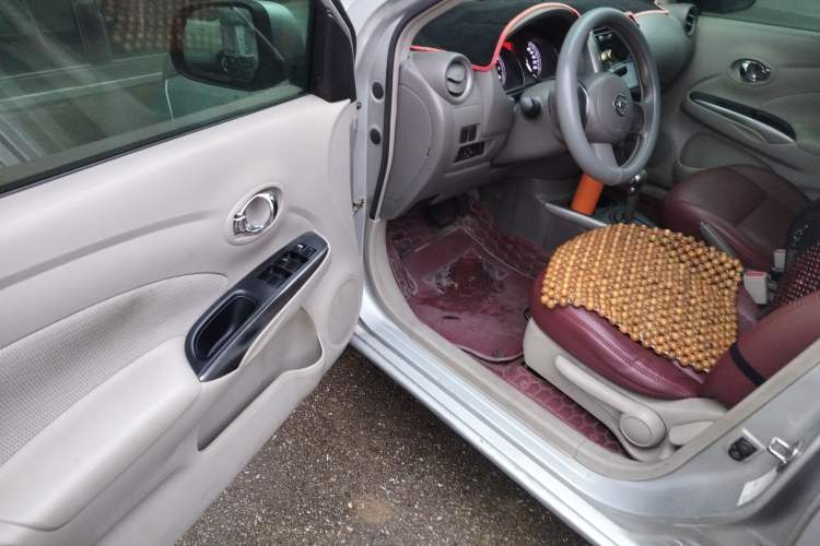 Used Nissan Sunny 2011 1.5XL CVT Luxury Edition Driver Seat