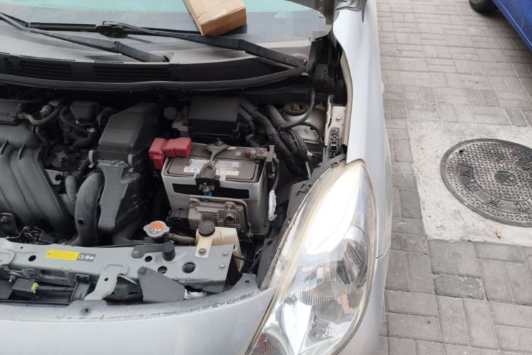 Used Nissan Sunny 2011 1.5XE CVT Comfort Edition Engine Bay Left