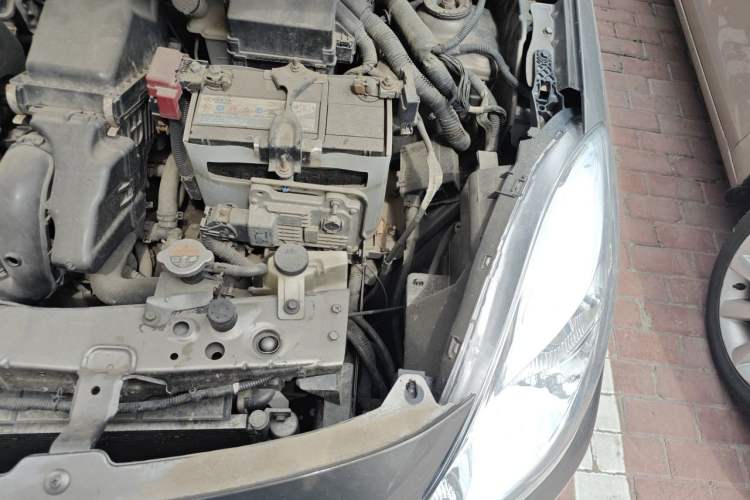 Used Nissan Sunny 2011 1.5XL CVT Luxury Edition Engine Bay Left