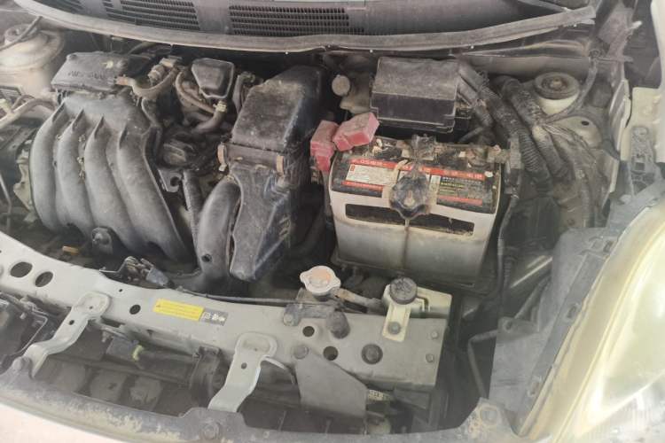 Used Nissan Sunny 2011 1.5XE Manual Comfort Edition Engine Bay Left