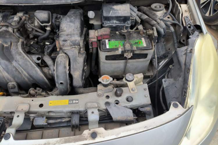 Used Nissan Sunny 2011 1.5XE Manual Comfort Edition Engine Bay Left