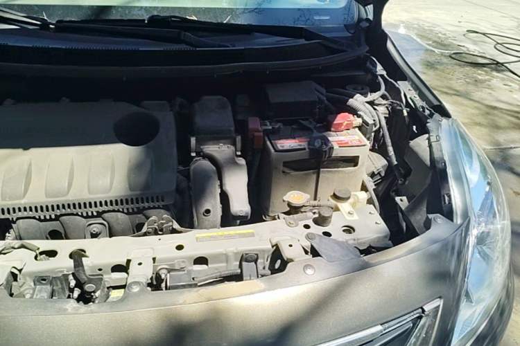 Used Nissan Sunny 2011 1.5XL Manual Deluxe Edition Engine Bay Left