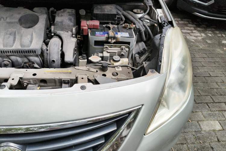 Used Nissan Sunny 2011 1.5XL CVT Luxury Edition Engine Bay Left