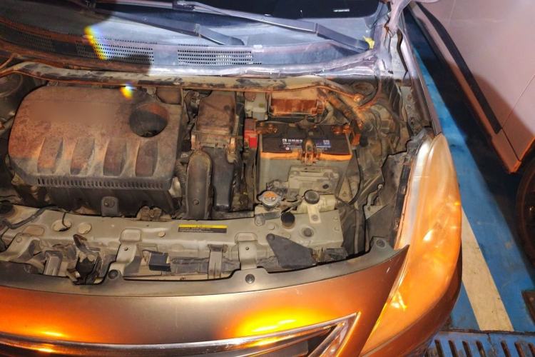 Used Nissan Sunny 2011 1.5XL CVT Luxury Edition Engine Bay Left