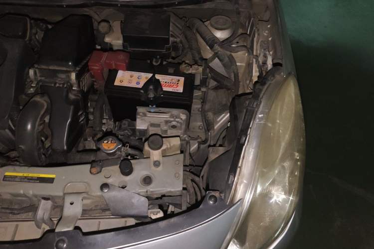 Used Nissan Sunny 2011 1.5XL CVT Luxury Edition Engine Bay Left