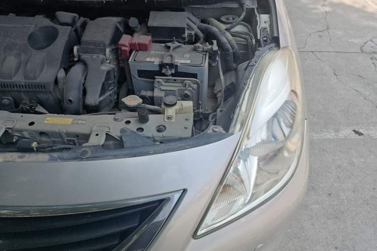Used Nissan Sunny 2011 1.5XL CVT Luxury Edition Engine Bay Left