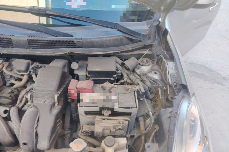 Used Nissan Sunny 2011 1.5XE CVT Comfort Edition Engine Bay Left