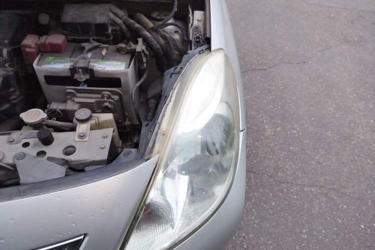 Used Nissan Sunny 2011 1.5XL CVT Luxury Edition Engine Bay Left