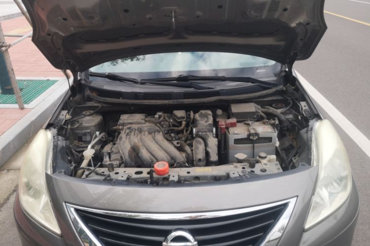Used Nissan Sunny 2011 1.5XE Manual Comfort Edition Engine Bay
