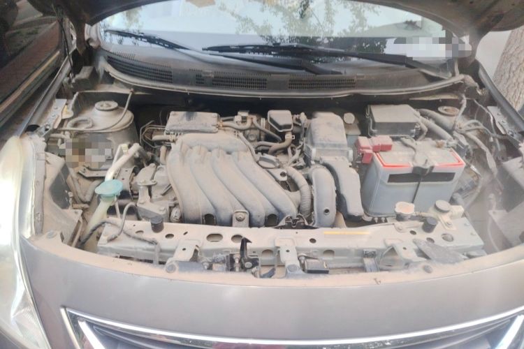 Used Nissan Sunny 2011 1.5XE Manual Comfort Edition Engine Bay