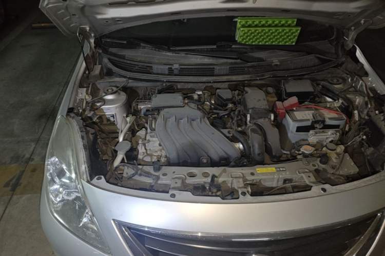 Used Nissan Sunny 2011 1.5XE CVT Comfort Edition Engine Bay Right