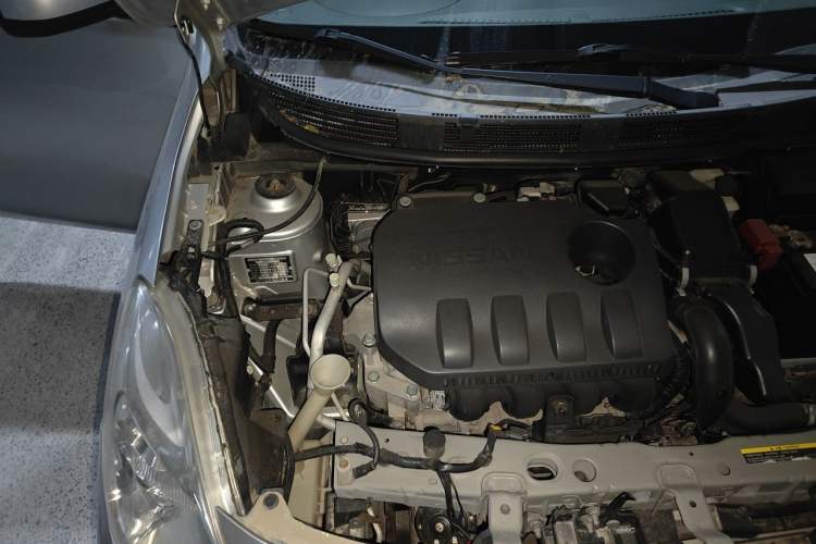 Used Nissan Sunny 2011 1.5XL Manual Deluxe Edition Engine Bay Right