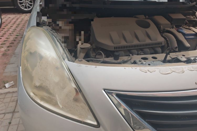 Used Nissan Sunny 2011 1.5XL Manual Deluxe Edition Engine Bay Right