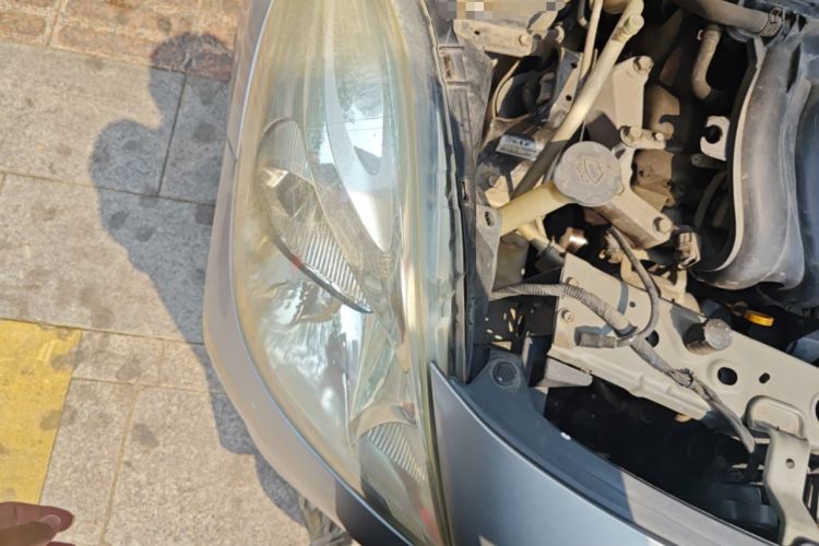 Used Nissan Sunny 2011 1.5XE CVT Comfort Edition Engine Bay Right