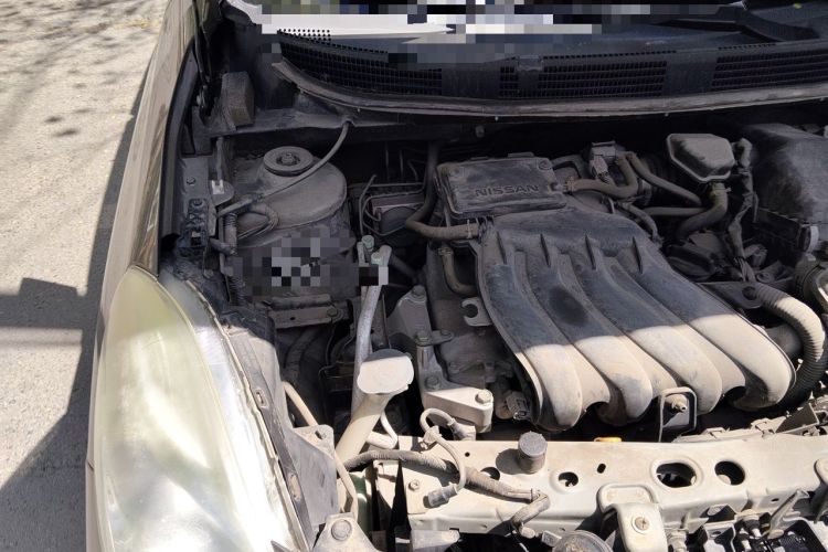Used Nissan Sunny 2011 1.5XE CVT Comfort Edition Engine Bay Right