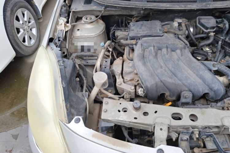 Used Nissan Sunny 2011 1.5XE CVT Comfort Edition Engine Bay Right