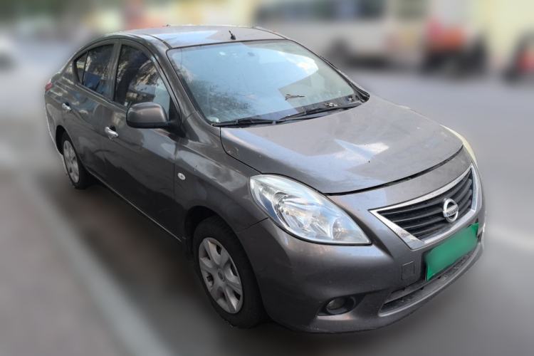 Used Nissan Sunny 2011 1.5XE CVT Comfort Edition Front Right 45 Deg