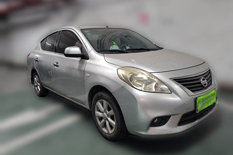 Used Nissan Sunny 2011 1.5XV Manual Luxury Edition Front Right 45 Deg