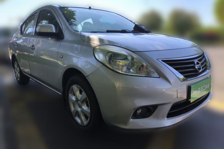 Used Nissan Sunny 2011 1.5XE CVT Comfort Edition Front Right 45 Deg