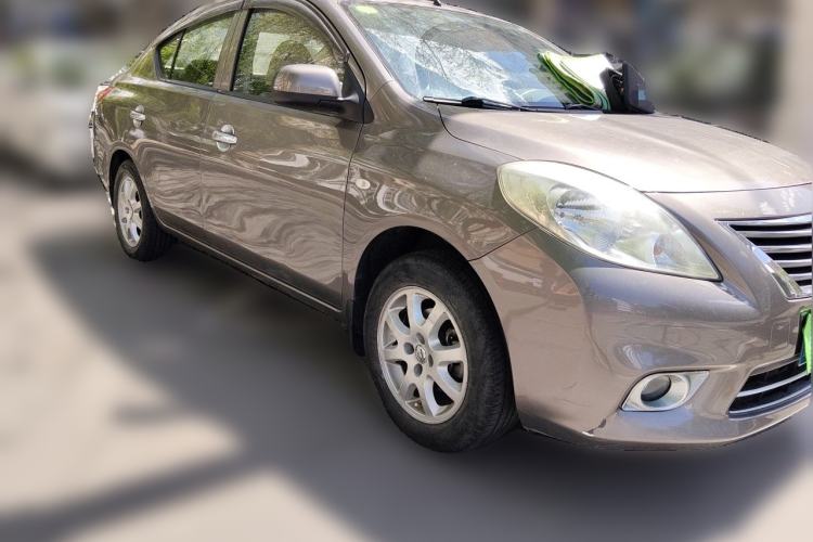 Used Nissan Sunny 2011 1.5XE CVT Comfort Edition Front Right 45 Deg