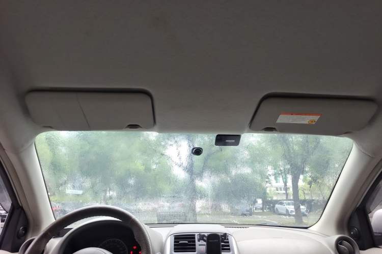 Used Nissan Sunny 2011 1.5XE CVT Comfort Edition Headliner