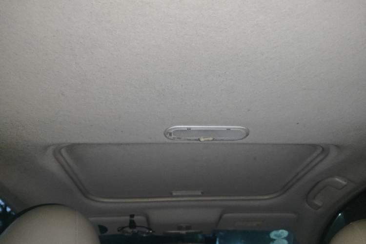 Used Nissan Sunny 2011 1.5XV CVT Deluxe Edition Headliner