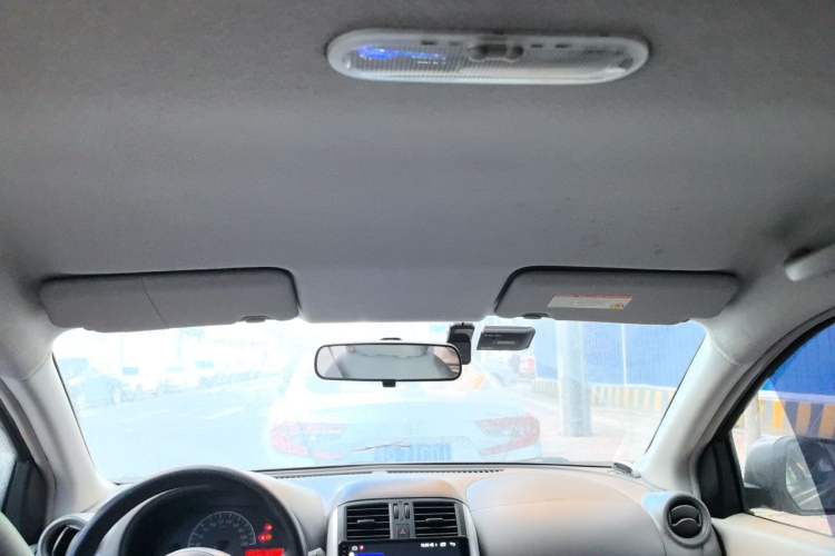 Used Nissan Sunny 2011 1.5XE CVT Comfort Edition Headliner