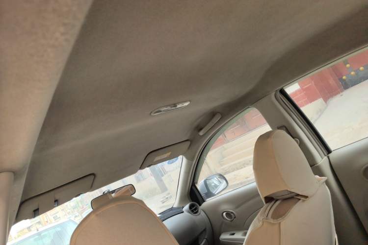 Used Nissan Sunny 2011 1.5XE Manual Comfort Edition Headliner