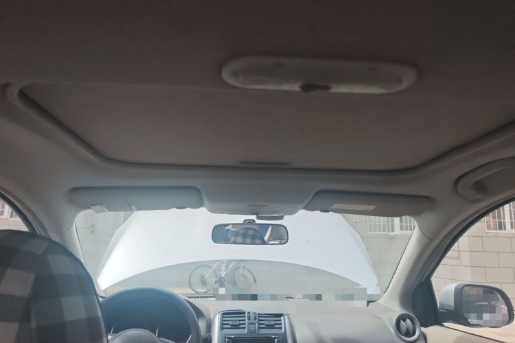 Used Nissan Sunny 2011 1.5XL Manual Deluxe Edition Headliner