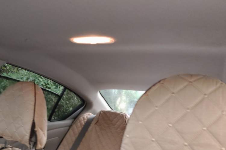 Used Nissan Sunny 2011 1.5XE Manual Comfort Edition Headliner