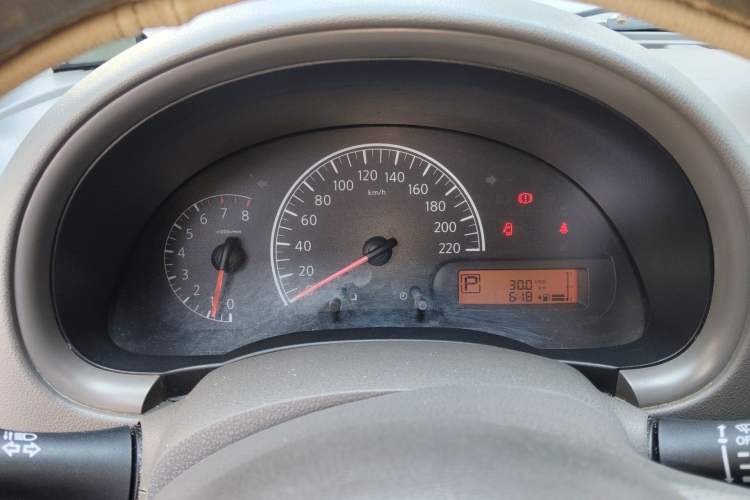 Used Nissan Sunny 2011 1.5XE CVT Comfort Edition Instrument Cluster