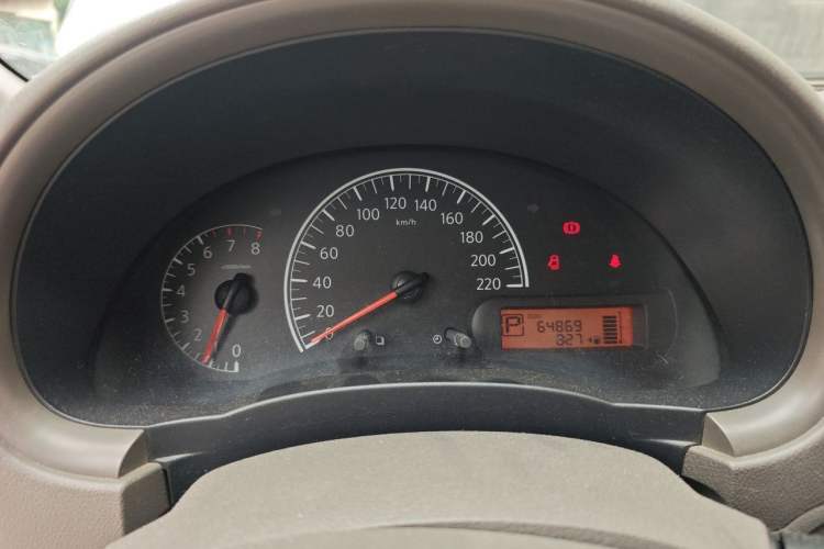 Used Nissan Sunny 2011 1.5XE CVT Comfort Edition Instrument Cluster