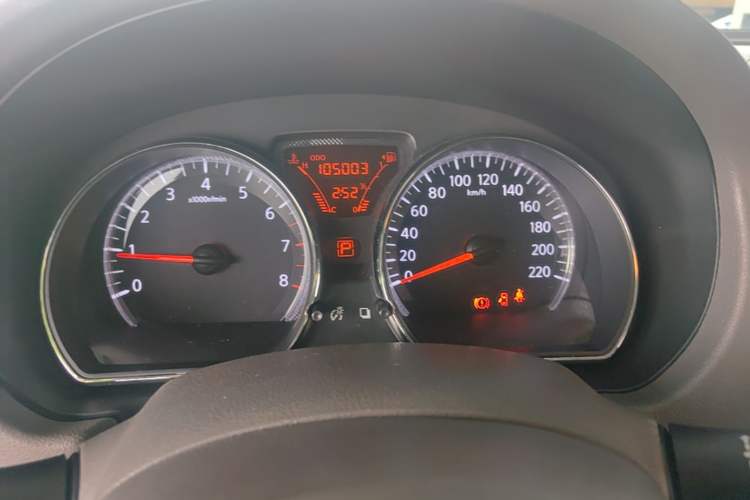 Used Nissan Sunny 2011 1.5XL CVT Luxury Edition Instrument Cluster