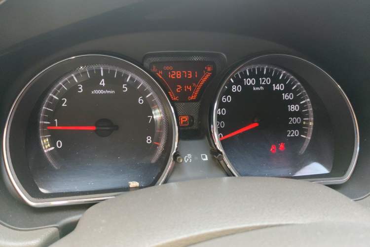 Used Nissan Sunny 2011 1.5XL CVT Luxury Edition Instrument Cluster