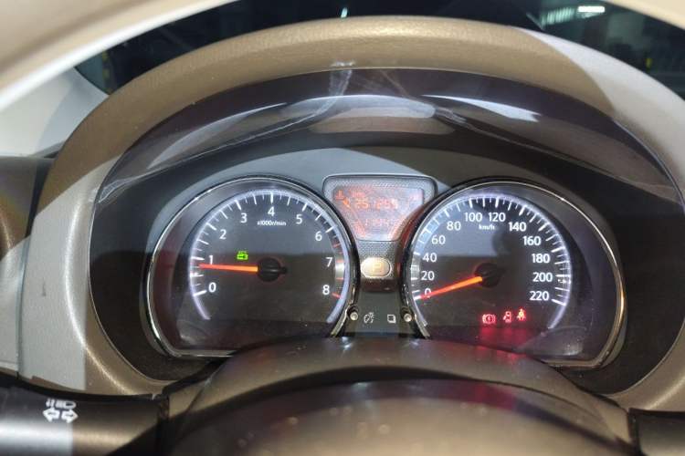 Used Nissan Sunny 2011 1.5XL CVT Luxury Edition Instrument Cluster
