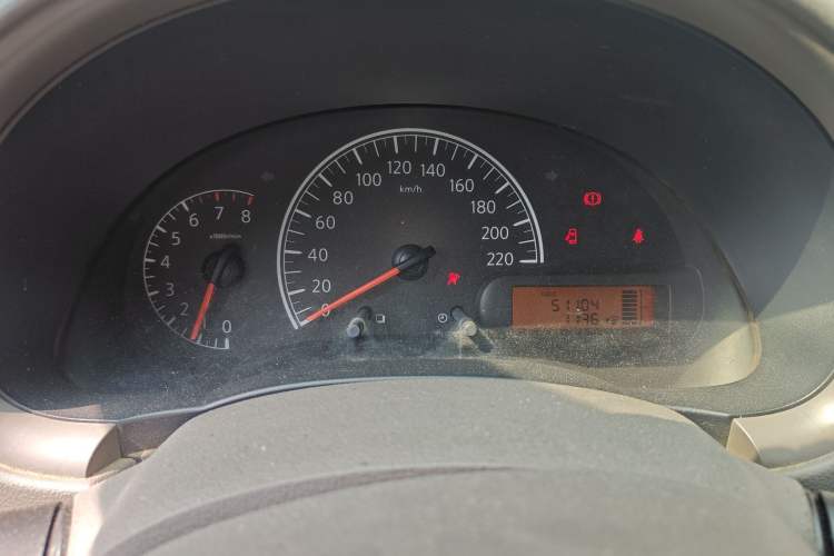 Used Nissan Sunny 2011 1.5XE Manual Comfort Edition Instrument Cluster