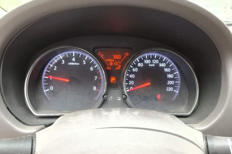 Used Nissan Sunny 2011 1.5XL CVT Luxury Edition Instrument Cluster