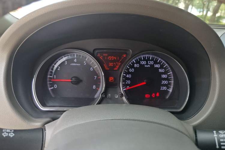Used Nissan Sunny 2011 1.5XL CVT Luxury Edition Instrument Cluster