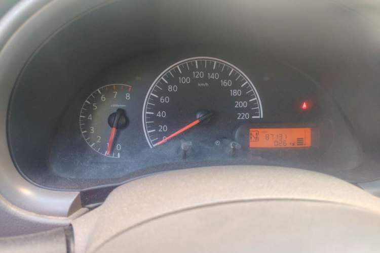 Used Nissan Sunny 2011 1.5XE CVT Comfort Edition Instrument Cluster