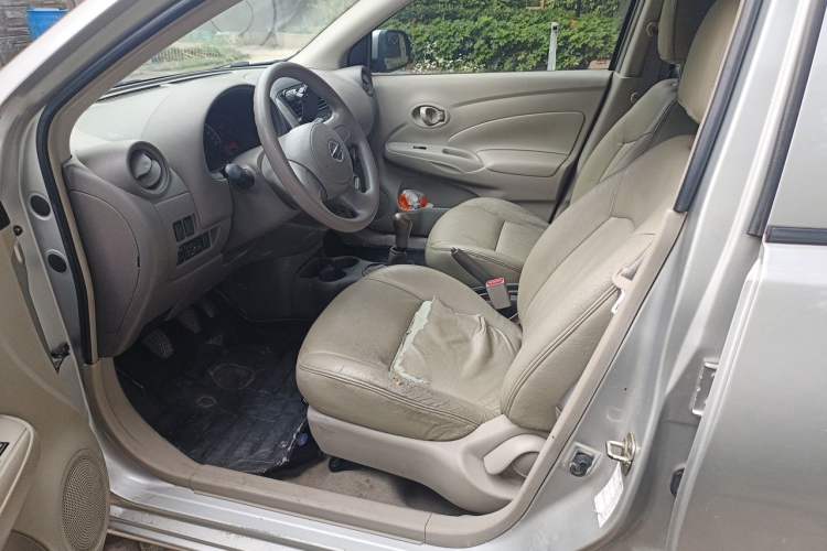 Used Nissan Sunny 2011 1.5XE Manual Comfort Edition Left Front Seat