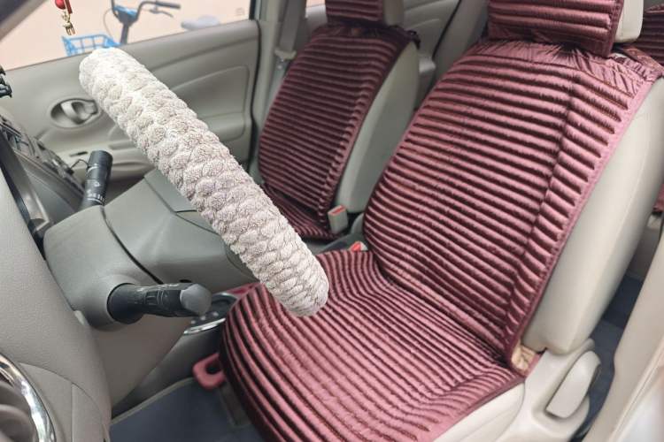 Used Nissan Sunny 2011 1.5XE CVT Comfort Edition Left Front Seat