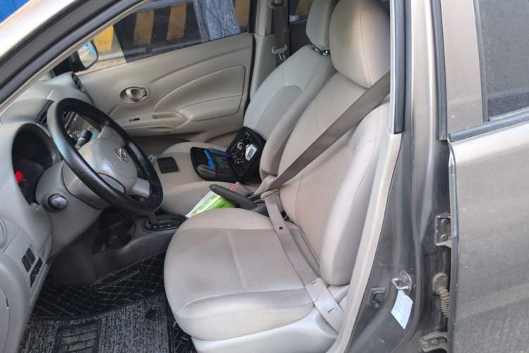 Used Nissan Sunny 2011 1.5XE CVT Comfort Edition Left Front Seat